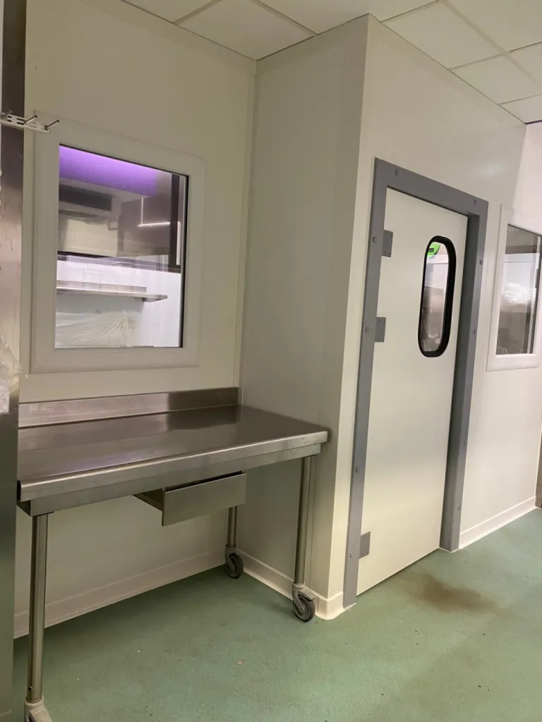 Réalisation d'un laboratoire de préparation froide par la société AP3M 