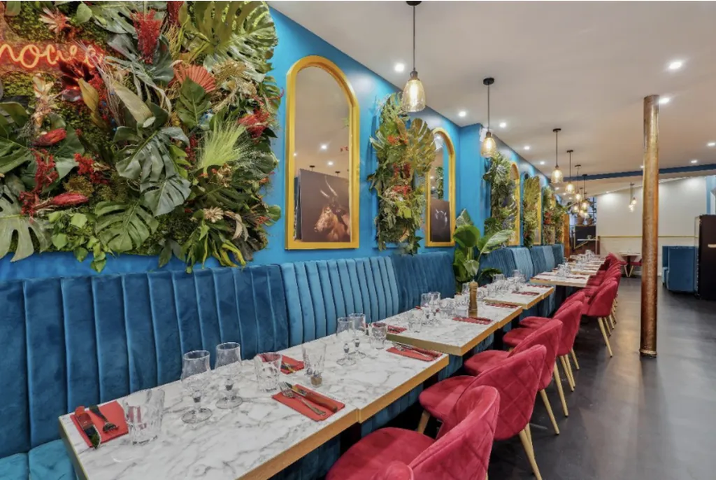 Location - Local commercial 164 m², Paradis - Gare De L'Est, Rue de Paradis 75010 PARIS