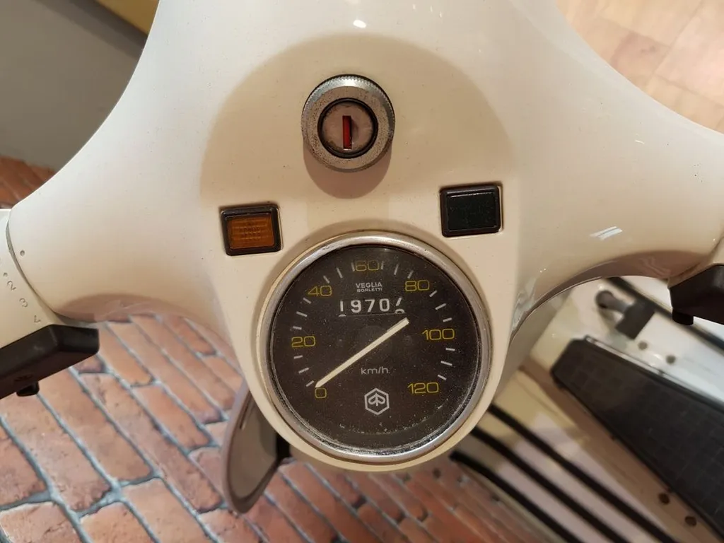 VESPA VINTAGE VAR
