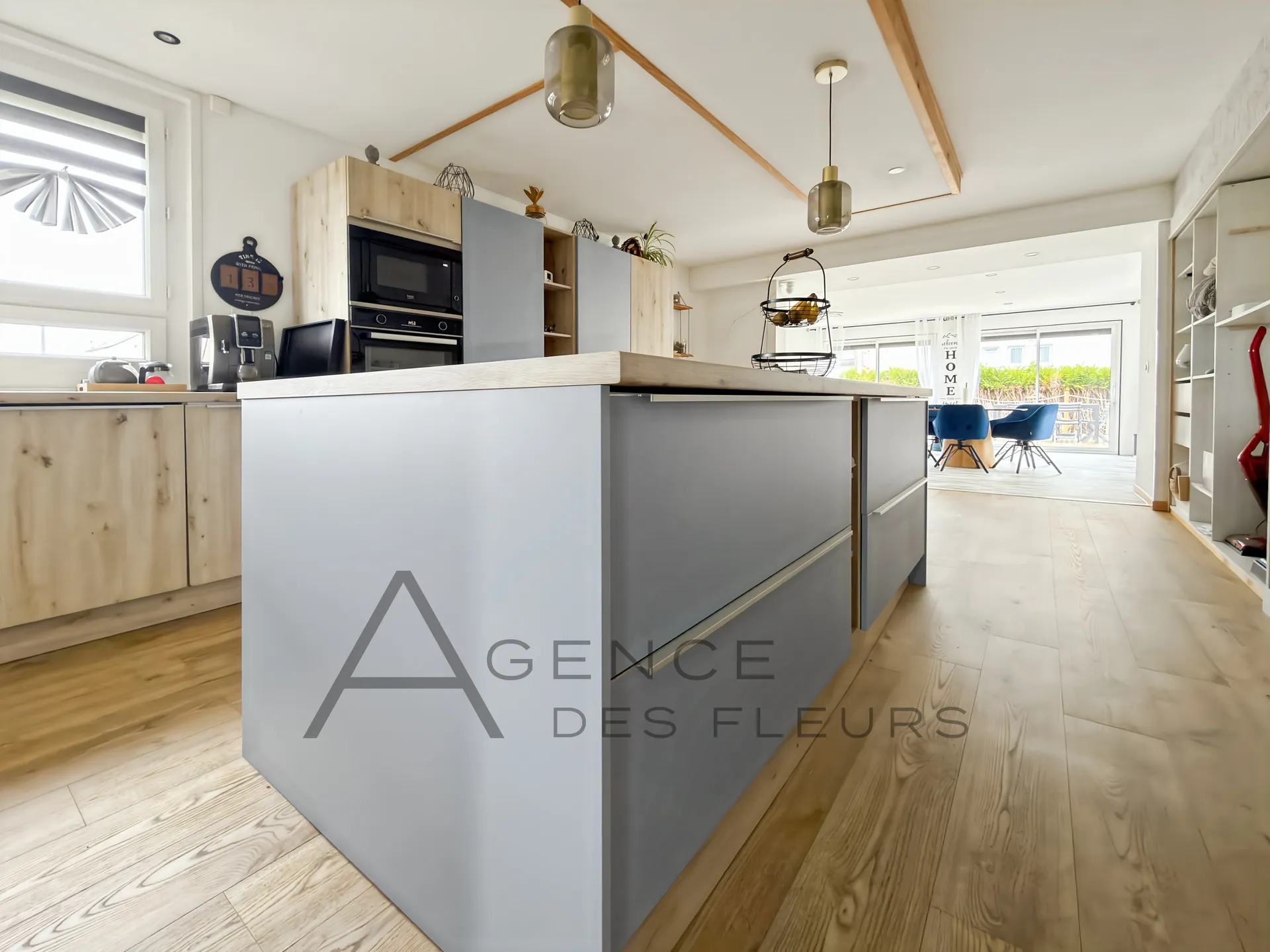 A vendre, maison de 130 m² édifiée sur 608 m² de terrain sur la commune de CAUDEBEC LES ELBEUF 76320