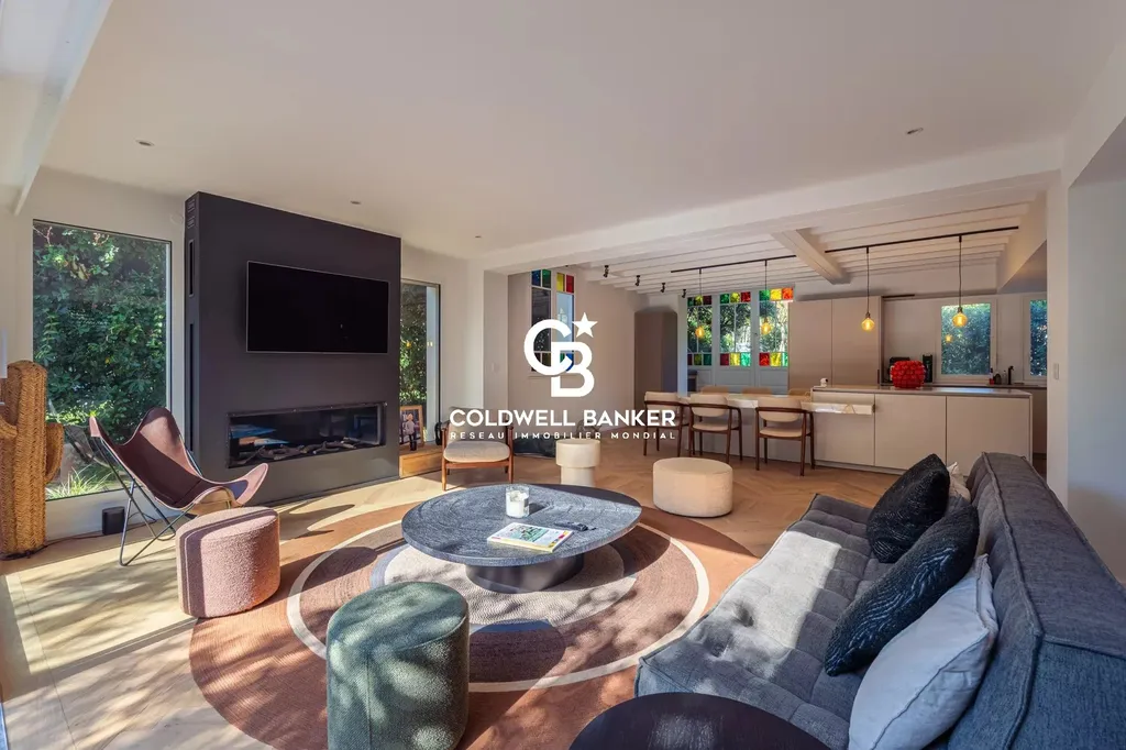 Maison à vendre à Pyla-sur-Mer – contemporaine, vue imprenable en première ligne et 4 suites