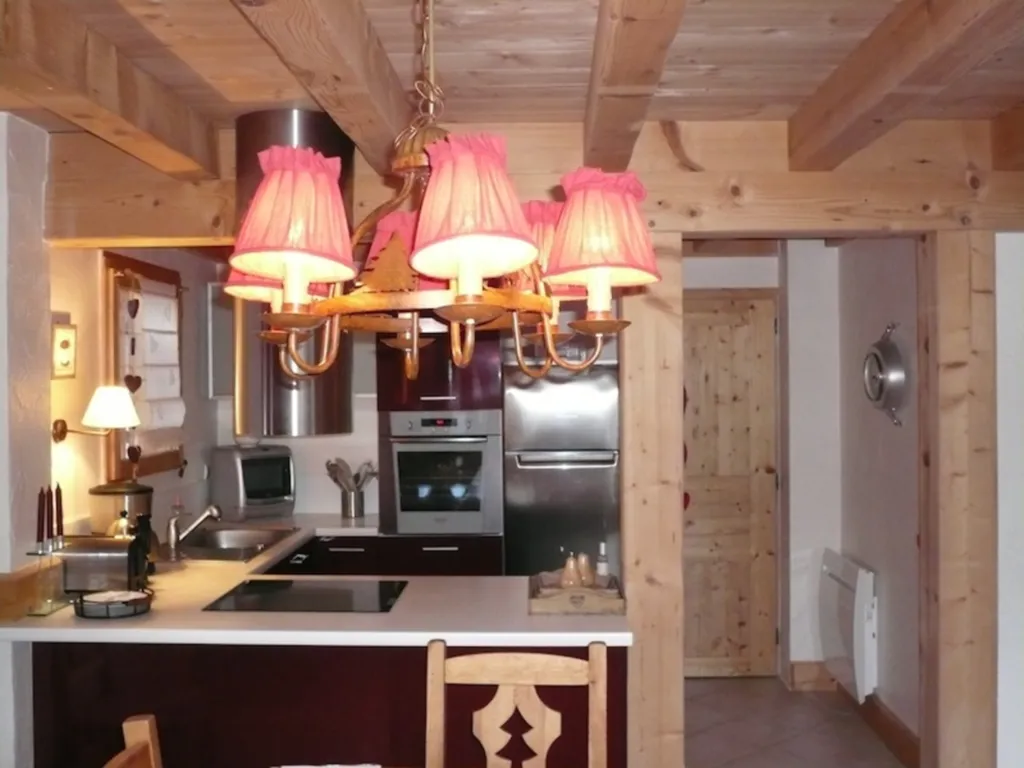 entièrement équipé, meublé et décoré