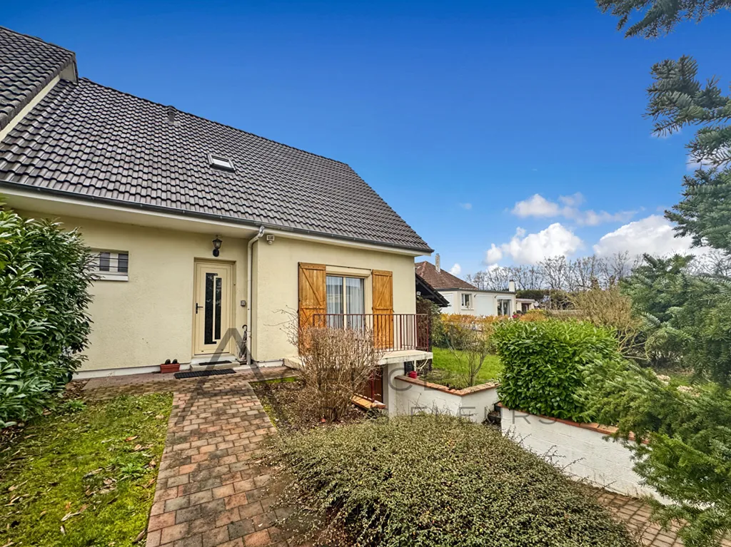 A vendre, pavillon de 112 m² édifié sur 474 m² de terrain sur la commune de Saint-Aubin-les-Elbeuf 76410