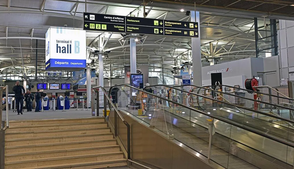 Réserver chauffeur privé VTC terminal aéroport Marseille Provence