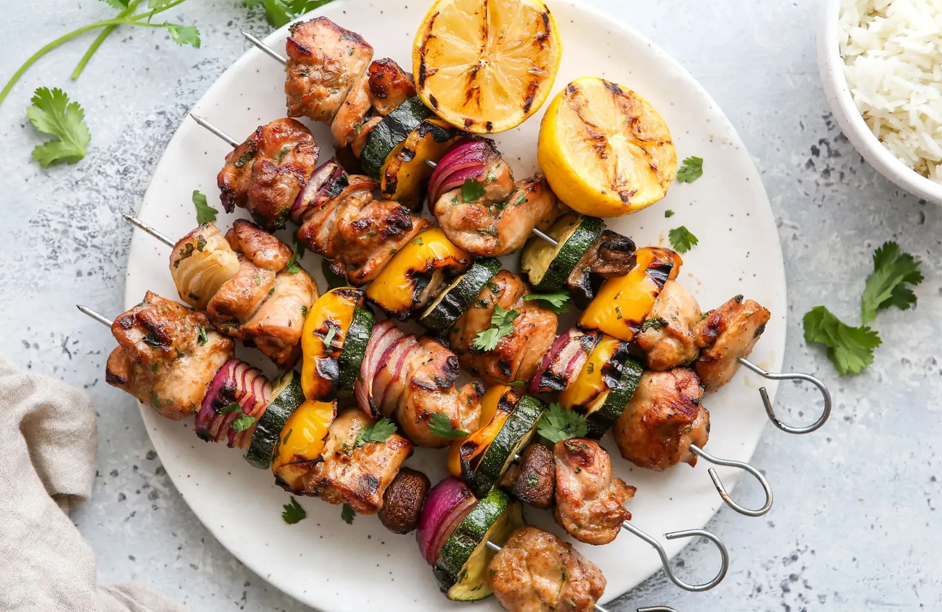 Les brochettes marinées pour barbecue estival à Toulouse : quelles viandes choisir pour des grillades réussies ?