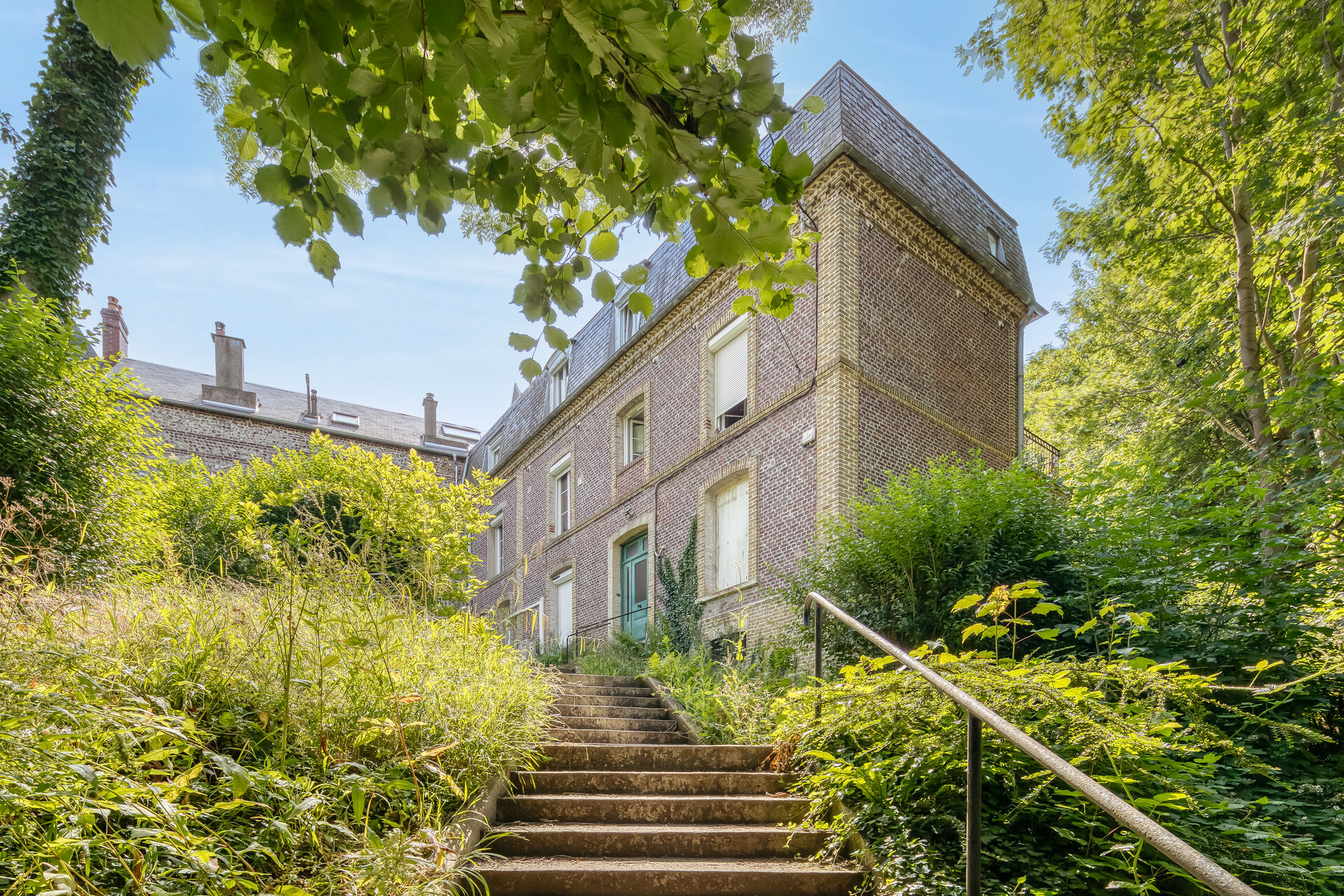 Appartement de charme de 29,40m² entièrement rénové et meublé, hauteur de Dieppe, 76.