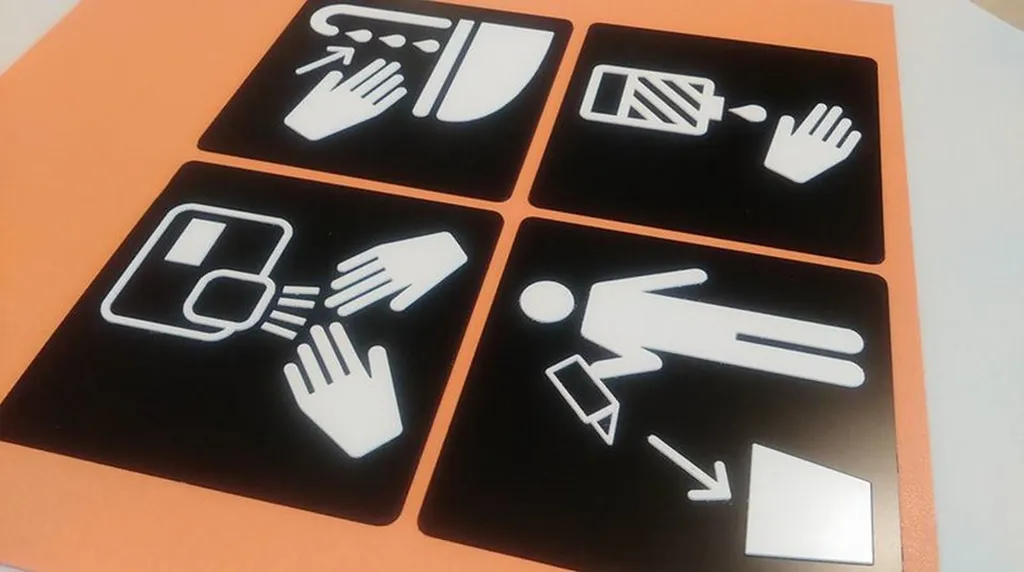 Réalisation de signalétique adaptée et en relief pour améliorer l’accessibilité de l’aire d’autoroute de Pont de l’Isère près de Grenoble