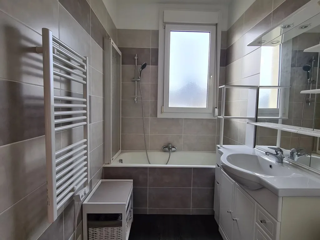 maison de quartier avec jardin à vendre au mans