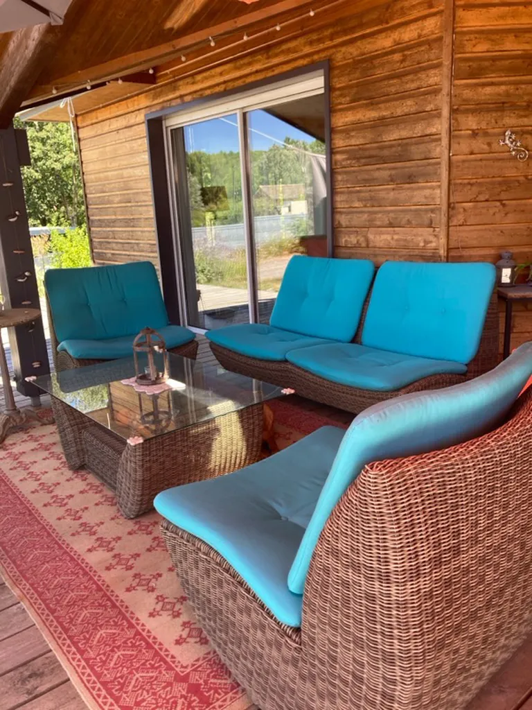 Création et rénovation de coussins de salon de jardin sur mesure en Gironde près de Bordeaux, Branne et Libourne