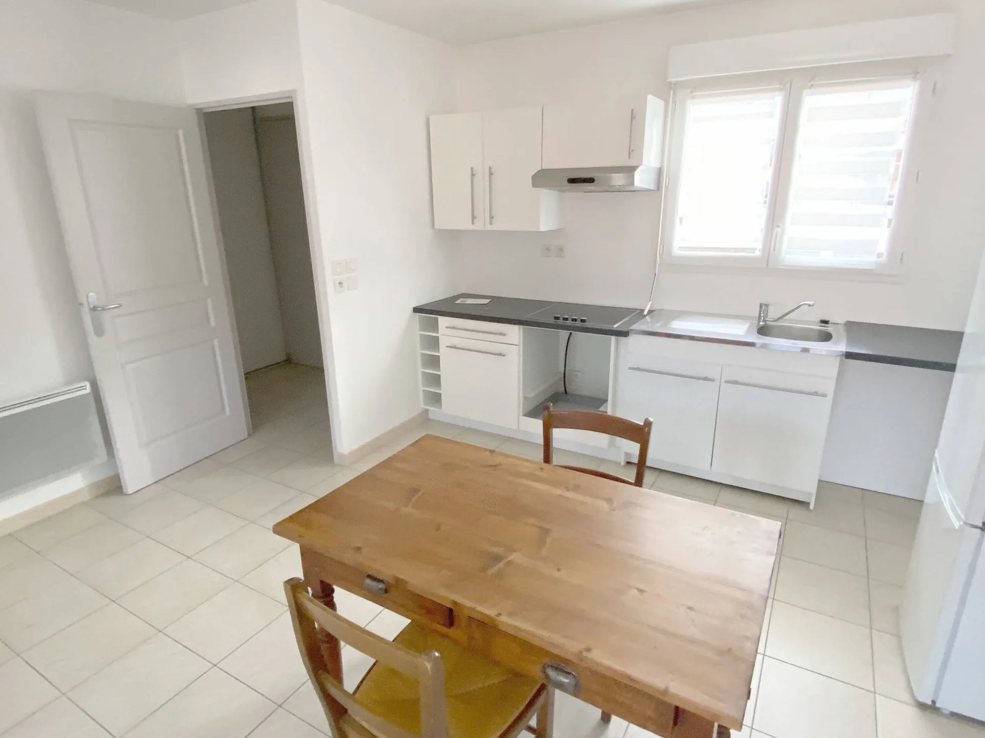 grand appartement vue dégagée proche commerces roquefort la bédoule