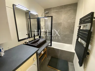 Le Pecq, sous les terrasses de saint Germain en Laye. 
3 pièces au sein d'un magnifique parc.