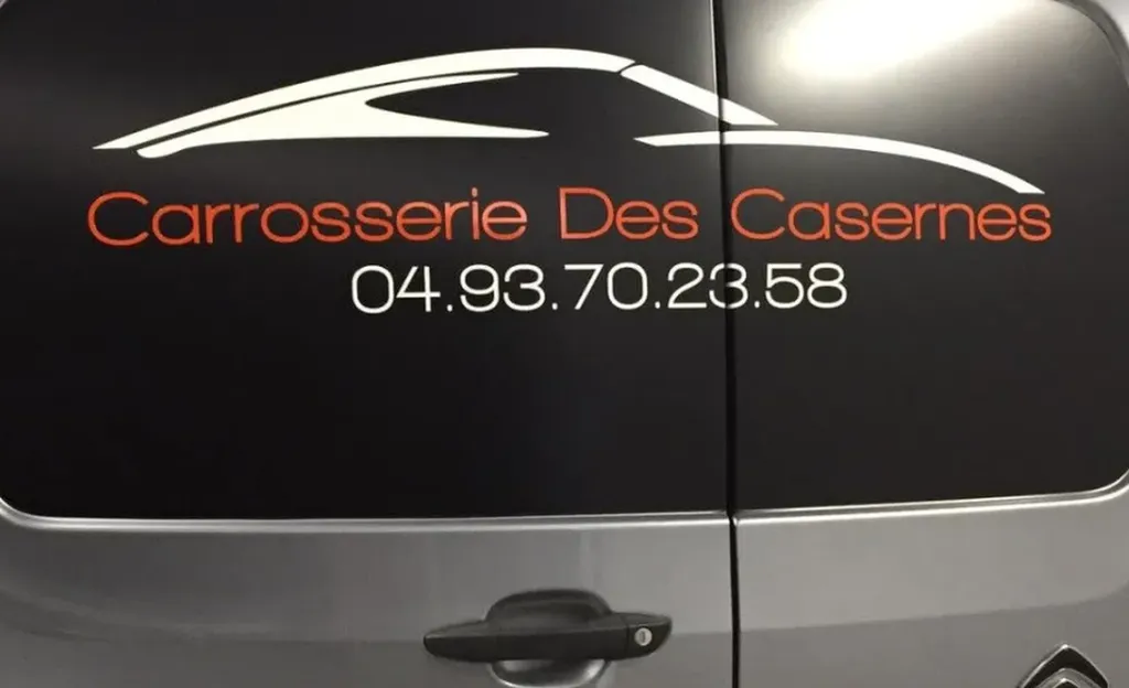 Marquage/ Flocage de véhicules utilitaires pour une carrosserie à Grasse 06