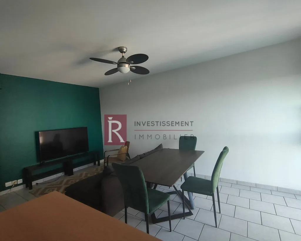 Chambre dans T4 Toulouse | Patte d'oie | Triplex, fraîchement rénové et meublé
