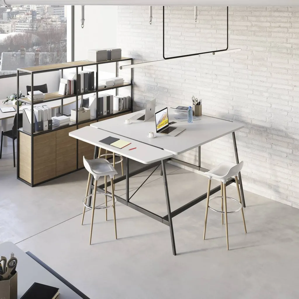 Mobilier design et flexible pour aménager un espace coworking à Nîmes