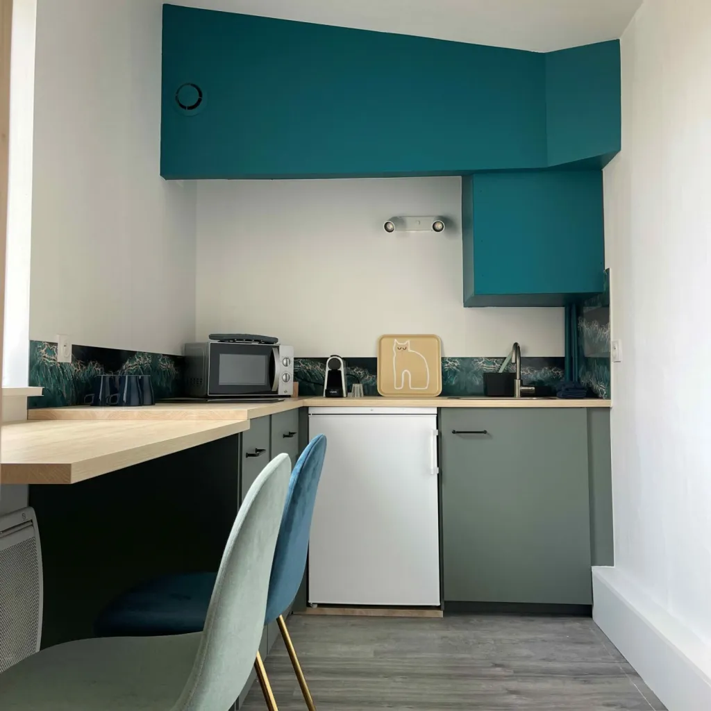 Appartement repensé pour une rentabilité locative optimale, par l'Atelier D, architecte d'intérieur à Bordeaux