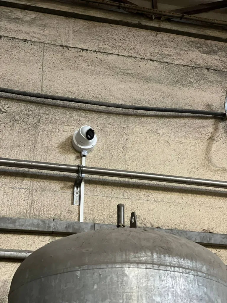 Caméra Hikvision Six-Fours 