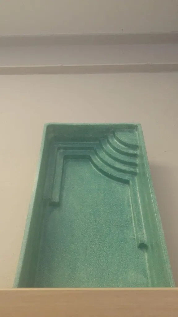 Constructeur et spécialiste des piscines coque avec finition Luxe Nature sur Mont de Marsan et ses environs