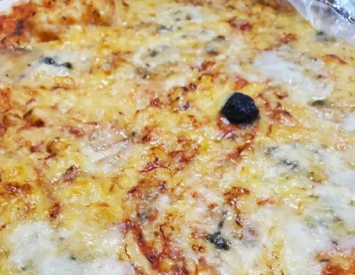 Pizza au roquefort cuite au feu de bois en livraison ou à emporter à Salon de provence