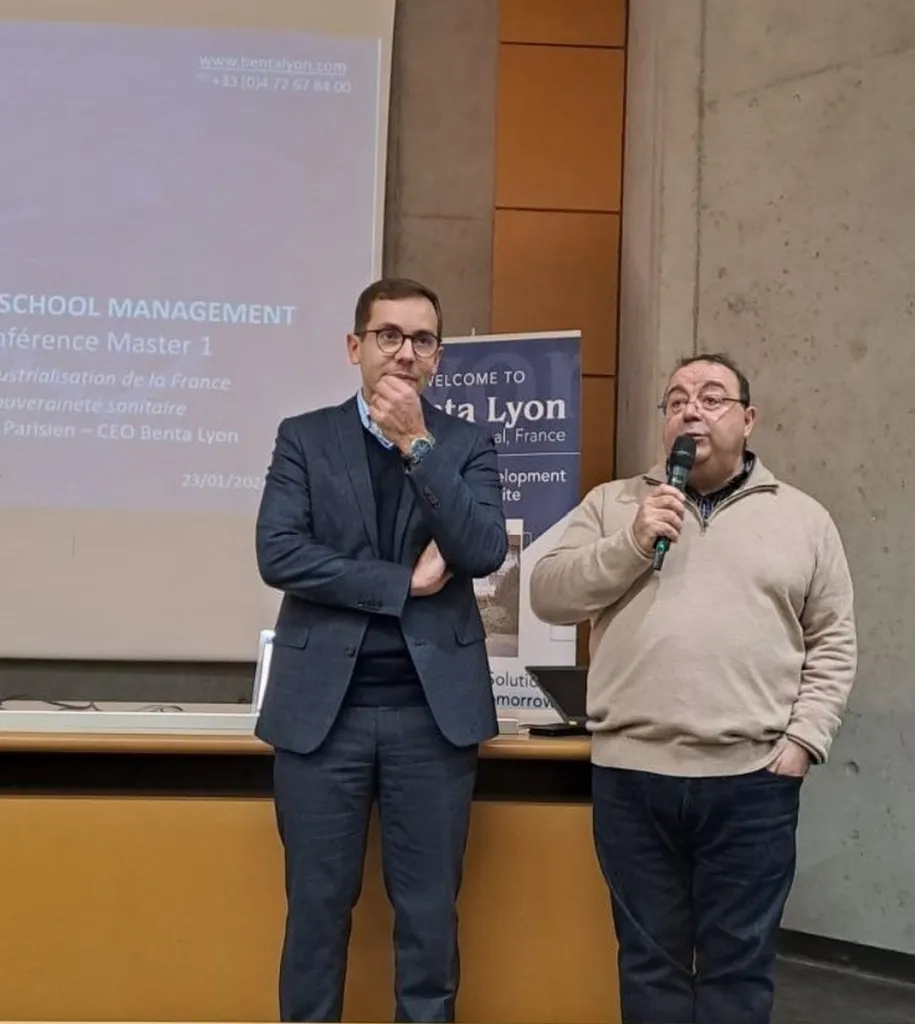 Damien Parisien intervient à l'IAE Lyon sur la réindustrialisation et la souveraineté sanitaire française