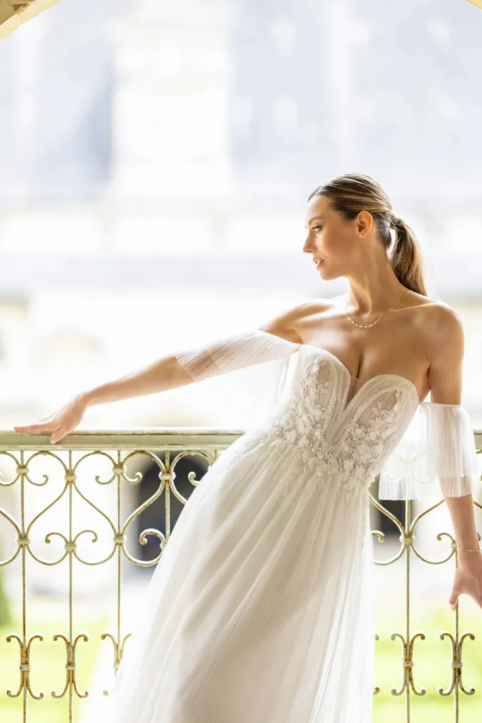 robe de mariée fluide plissée