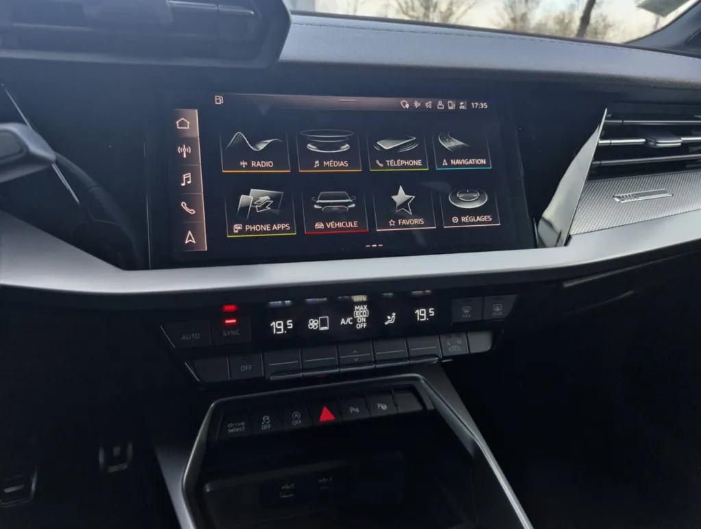 AUDI A3 BERLINE 35 TFSI S LINE / Matrix Led / Bang&Olufsen / Toit ouvrant / OCCASION PRES DE TOULOUSE EN OCCITANIE