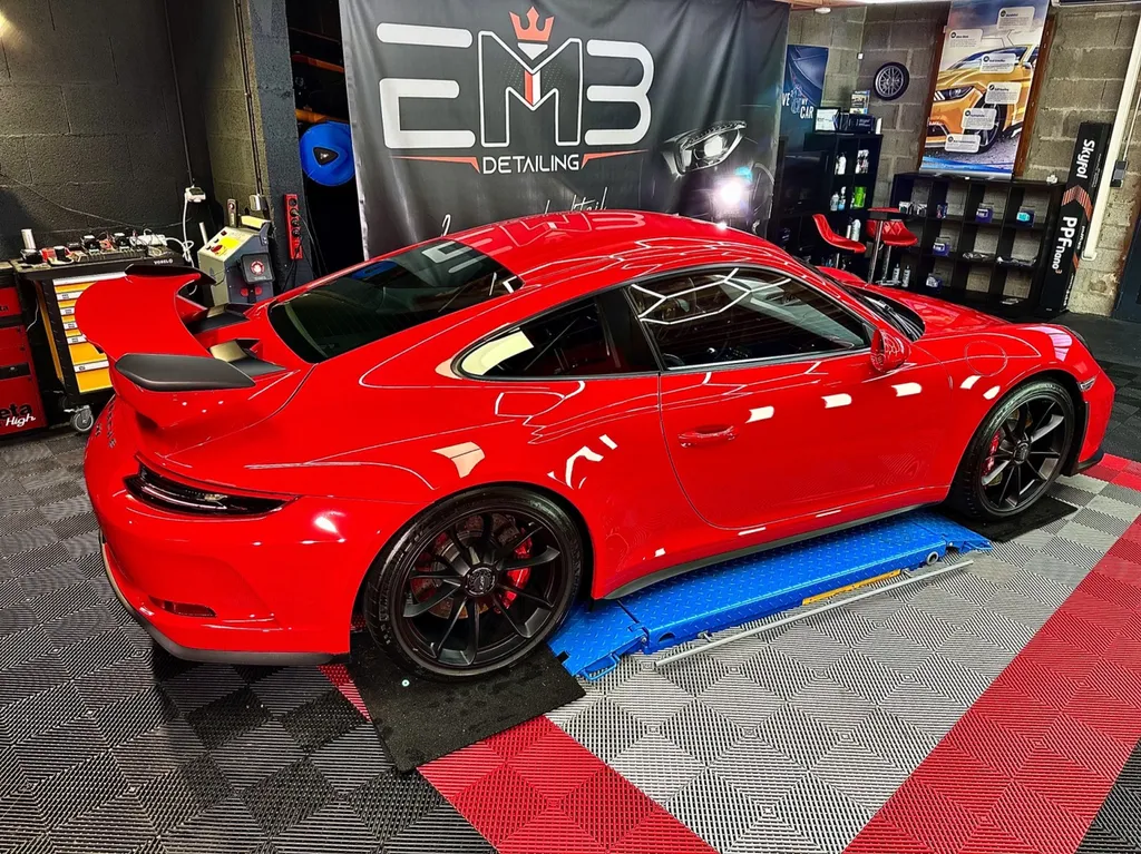 centre de DETAILING Lyon protection céramique film de protection PPF Porsche GT3