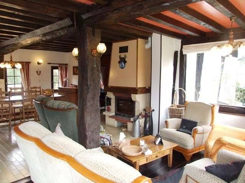 Terres et Demeures de Normandie vous invite à venir visiter cette propriété procge Pont-L'Eveque 14130