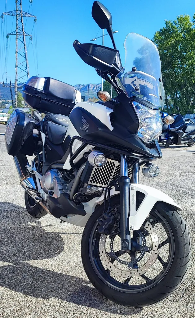 MOTO OCCASION HONDA NC 700 X DU 04/2013 AVEC 48500KM.