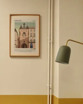 Ambiance douce et rassurante, apportée par un agencement et une décoration sur-mesure, par l’Atelier D. architecte d’intérieur à Bordeaux.