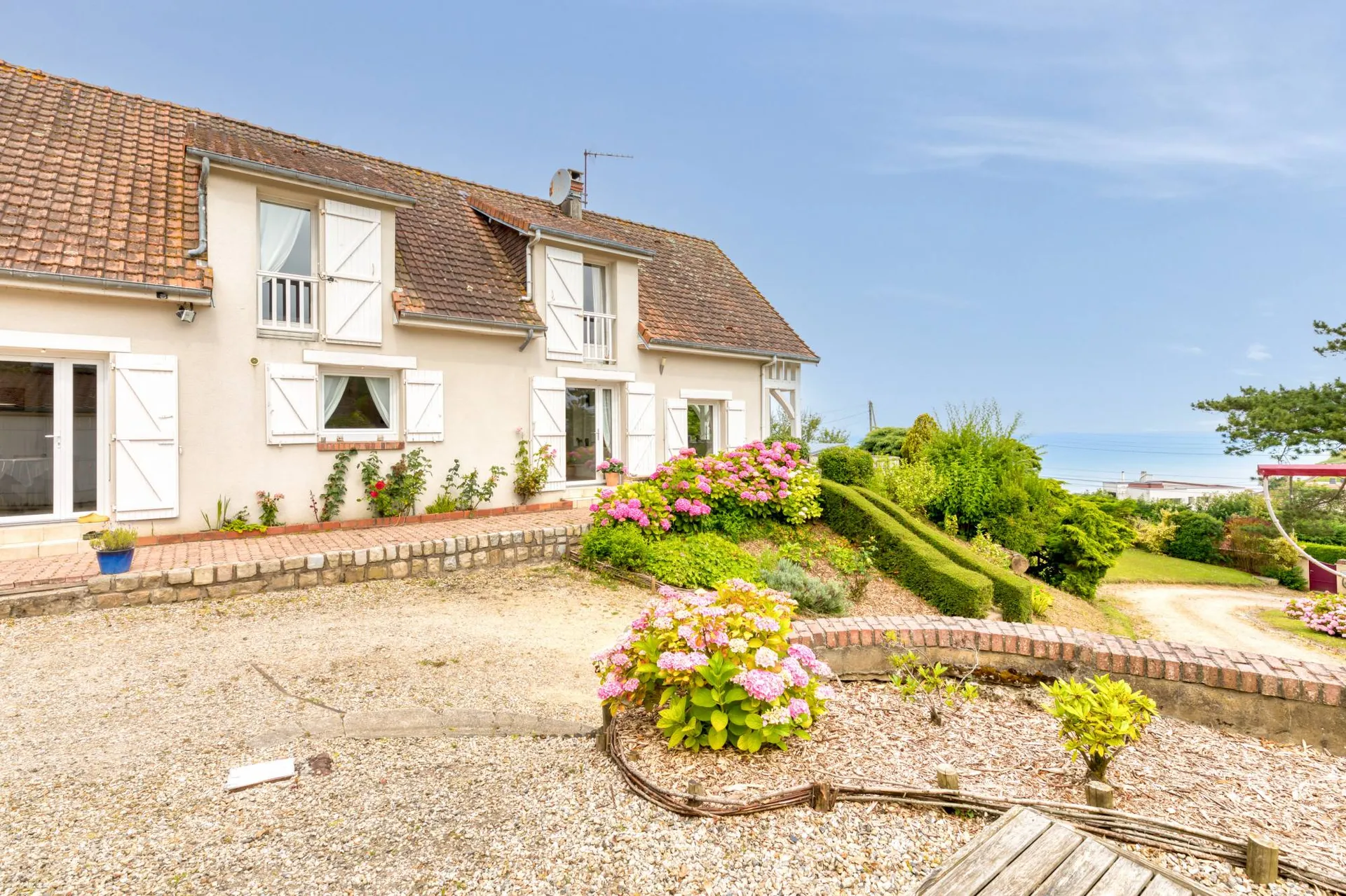 A vendre propriété vue mer à Dieppe 76, Normandie .