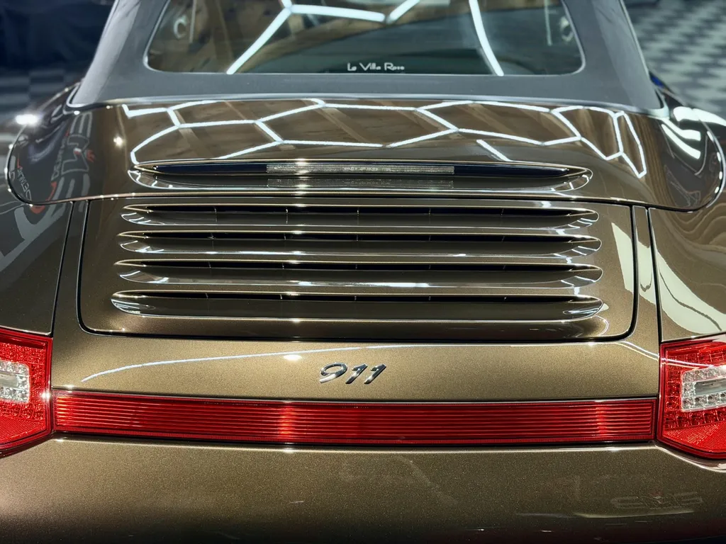 Traitement céramique Porsche 997 Cabriolet à Vaugneray – Detailing haut de gamme pour passionnés Porsche près de Lyon