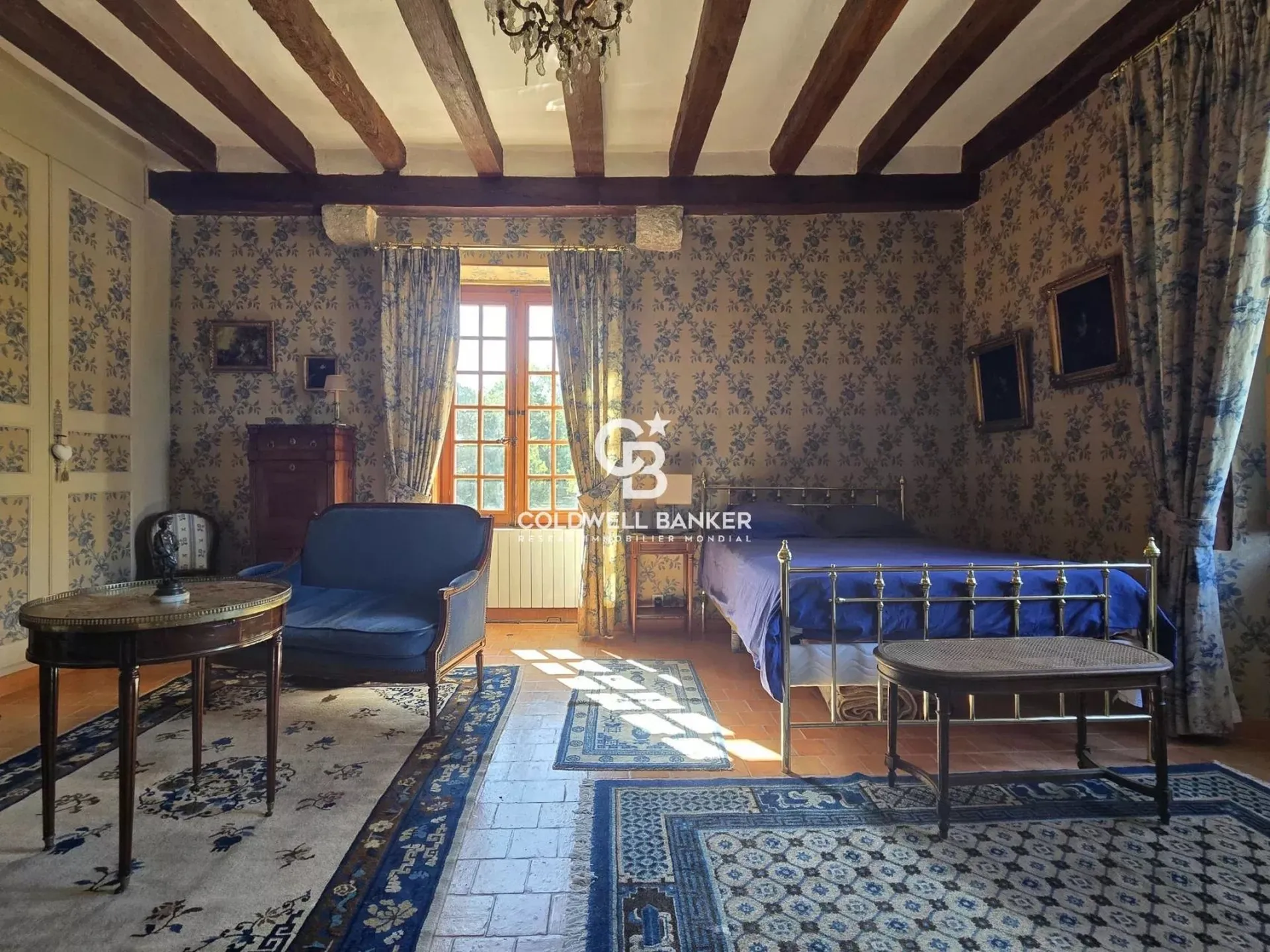 acheter une maison historique à la campagne avec grand terrain et dépendance en sarthe
