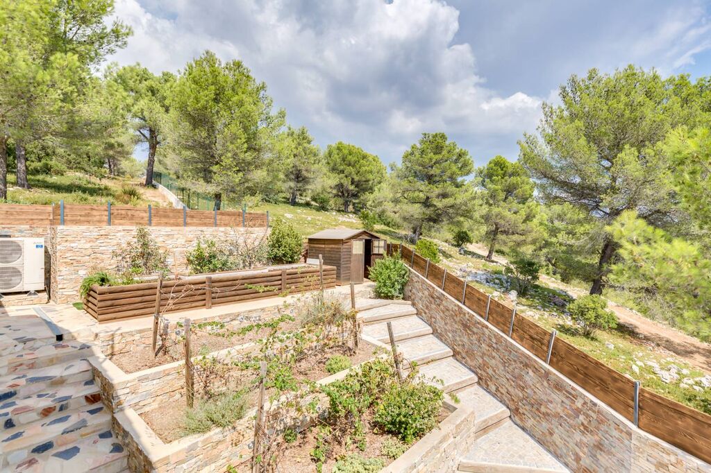 Maison de standing Carnoux en Provence  prestations haut de gamme