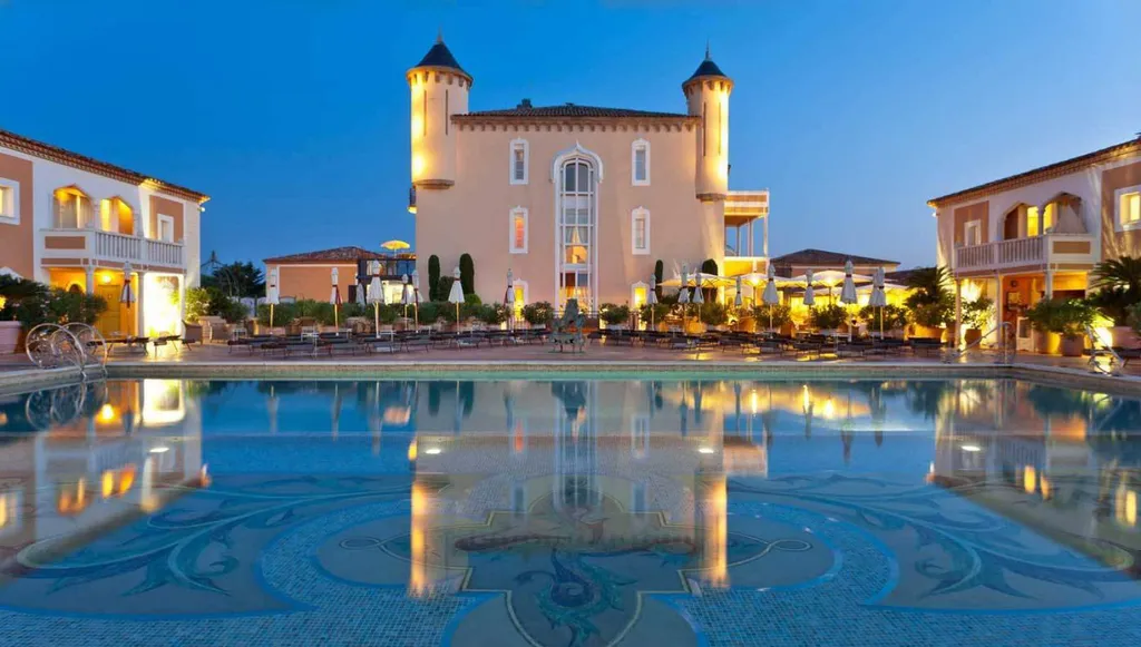 Rénovation CHATEAU DE LA MESSARDIERE hôtels 5 étoiles à  SAINT-TROPEZ