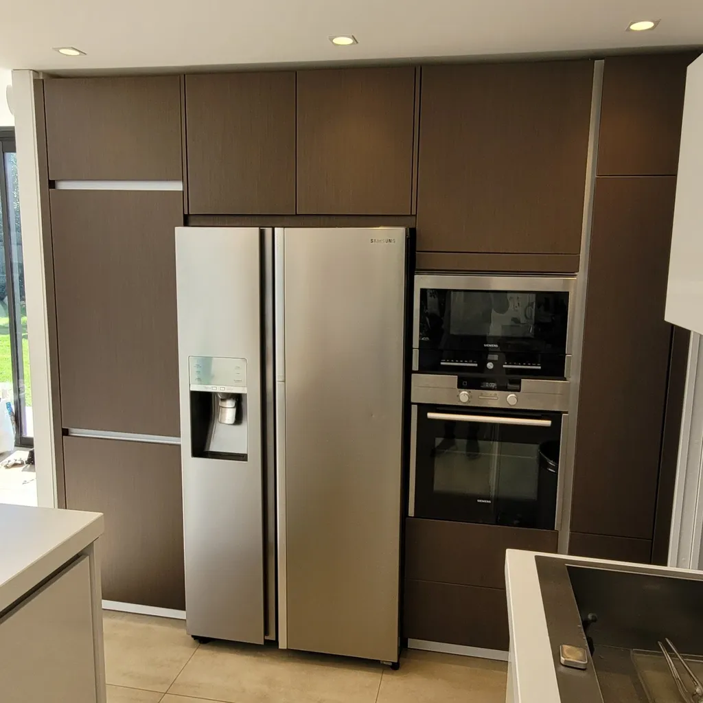 Rénovation cuisine portes de placards 06/83