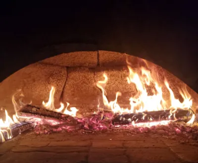 pissaladière en livraison ou en emporter salon  et bel air
