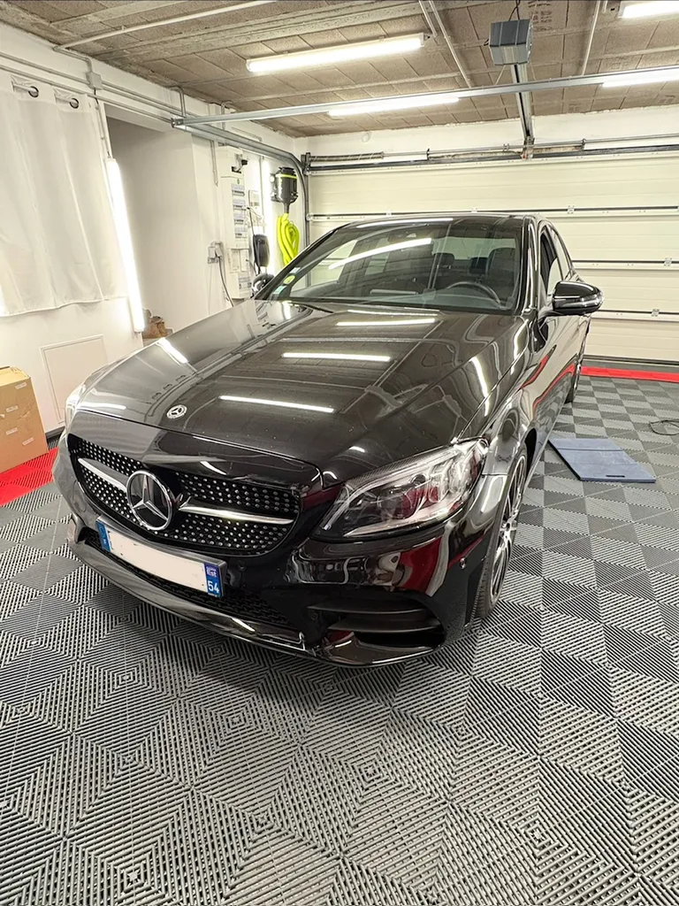 Mercedes Benz C220