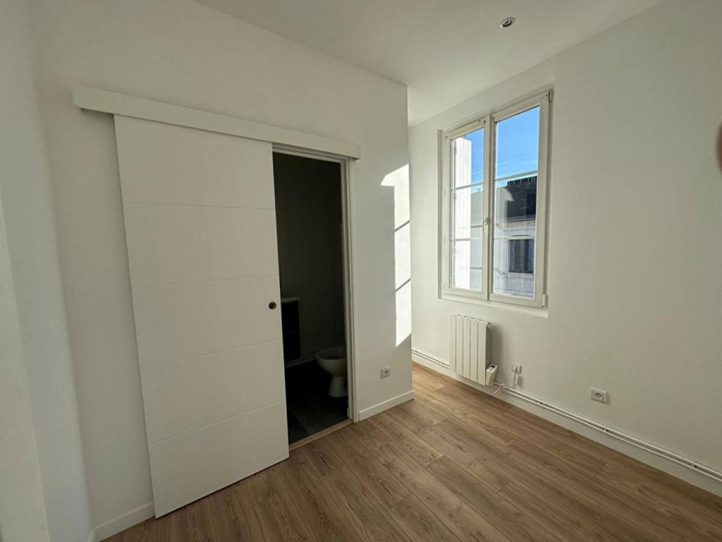 F2 avec grande terrasse quartier préfecture de Rouen