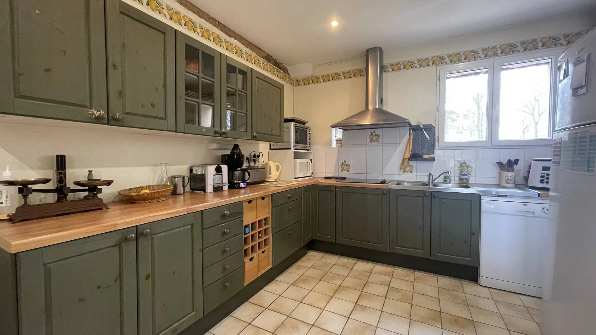 Propriété de prestige en Normandie – Château Renaissance, longère, maison d’hôtes et parc arboré