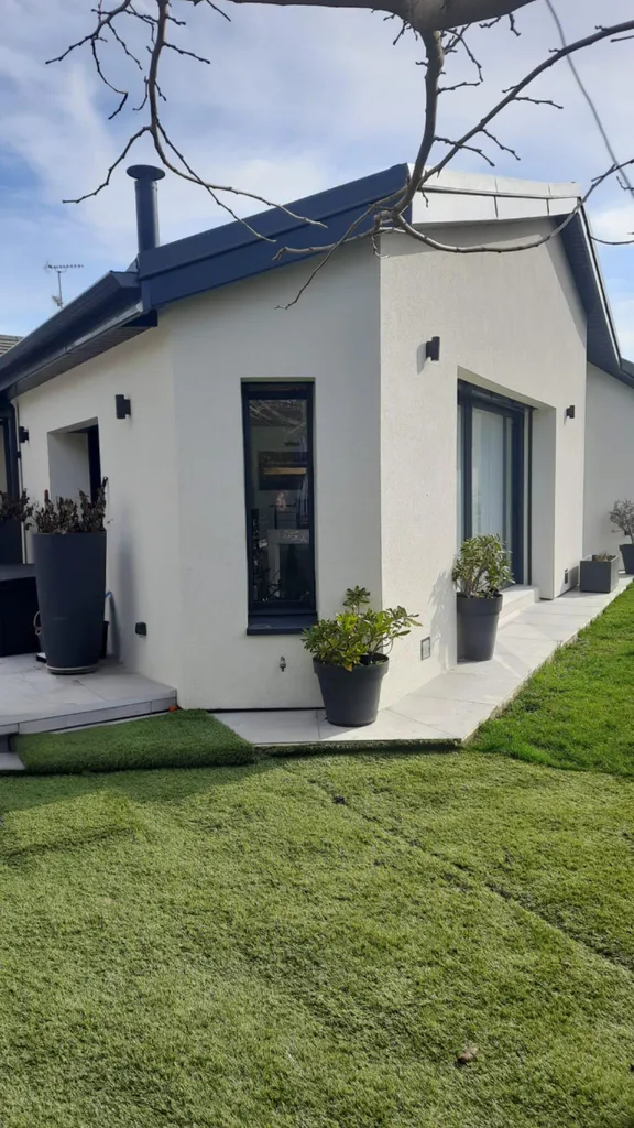 Ouverture réalisée dans un mur porteur avec création d’une fenêtre apportant de la lumière à Villefranche sur Saône (69)