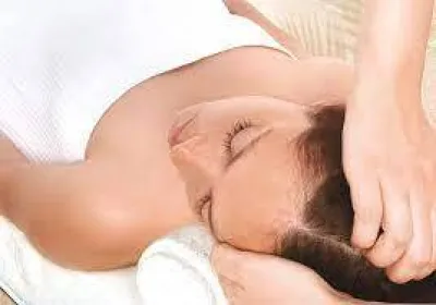 LE SOIN/ MASSAGE MAHANA  DANS VOTRE ESPACE DETENTE SADHANA A VOLX
