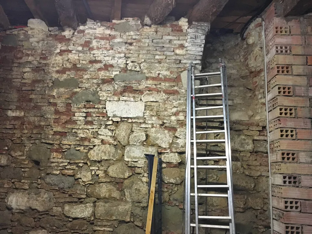 COMMENT ENLEVER L'HUMIDITE DANS UNE MAISON