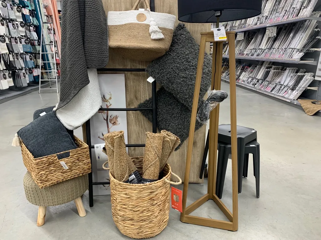 Panières - Lampes - Tapis