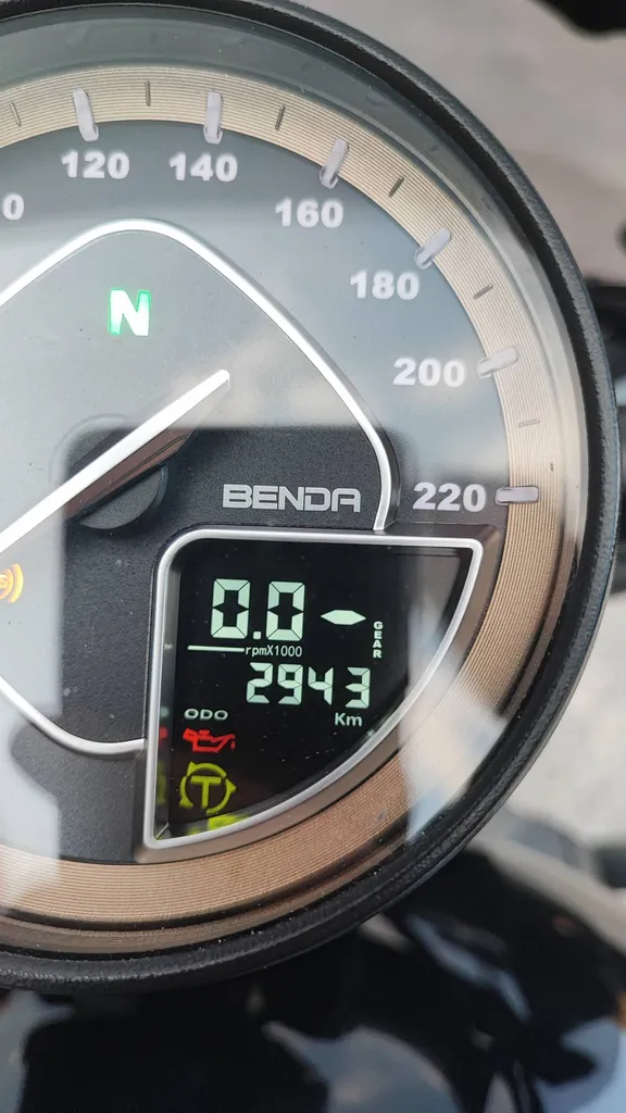 BENDA DARKFLAG 500 DU 02/2025 AVEC 2950 KM.