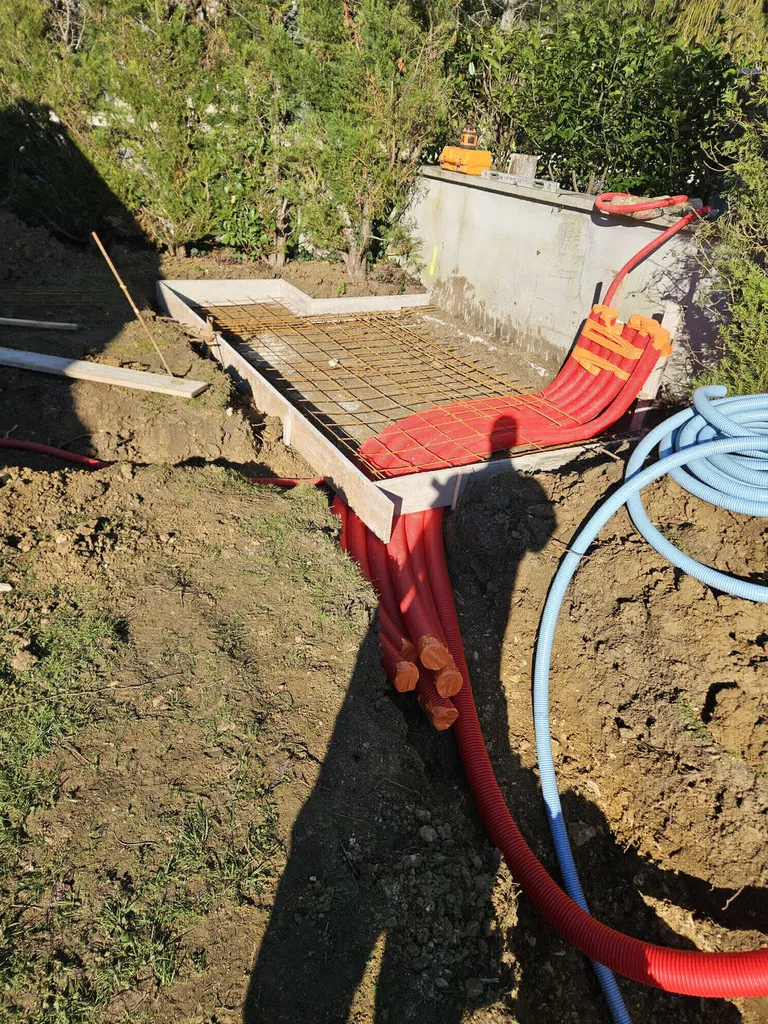Devis pour création et terrassement de piscine 7x4 mètres, avec évacuation des terres dans une maison individuelle à Dommartin dans l'Ouest lyonnais