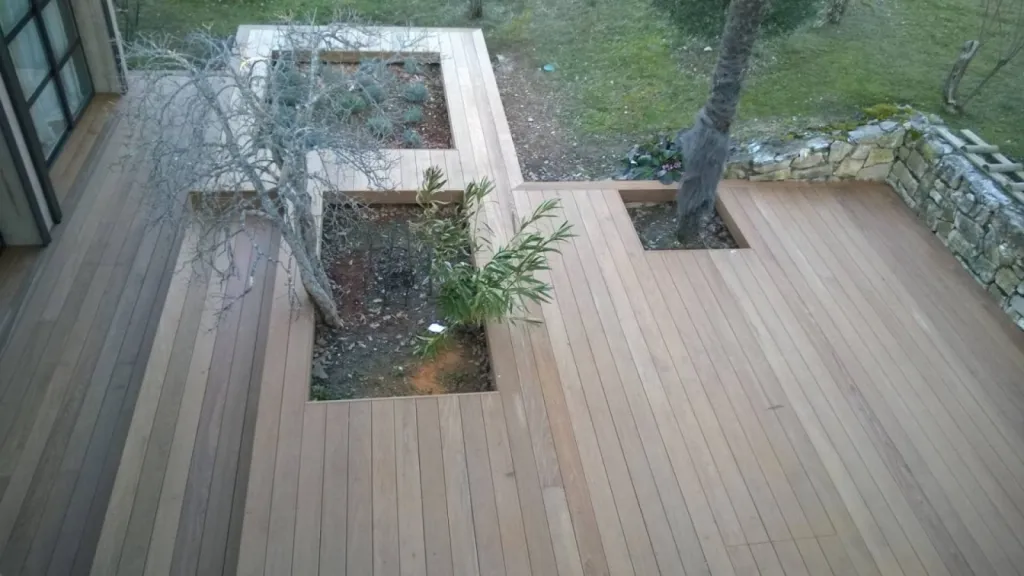 Réalisation d'une Terrasse en Ipé Parqueterie Aixoise