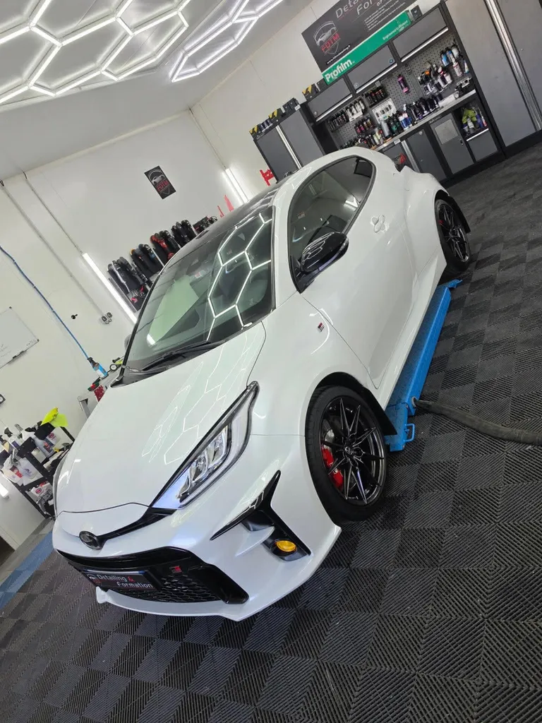 Nettoyage detailing complet Yaris Gr