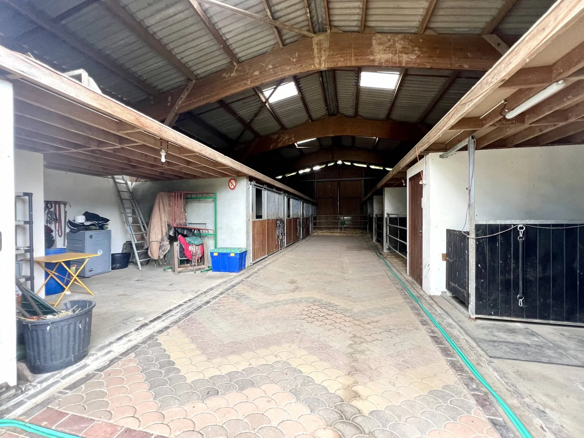 Achat en Exclusivité - Propriété Équestre - Gites sur 10 Hectares – Calme Absolu et Nature Préservée à 20 min de Bernay (27 Eure)