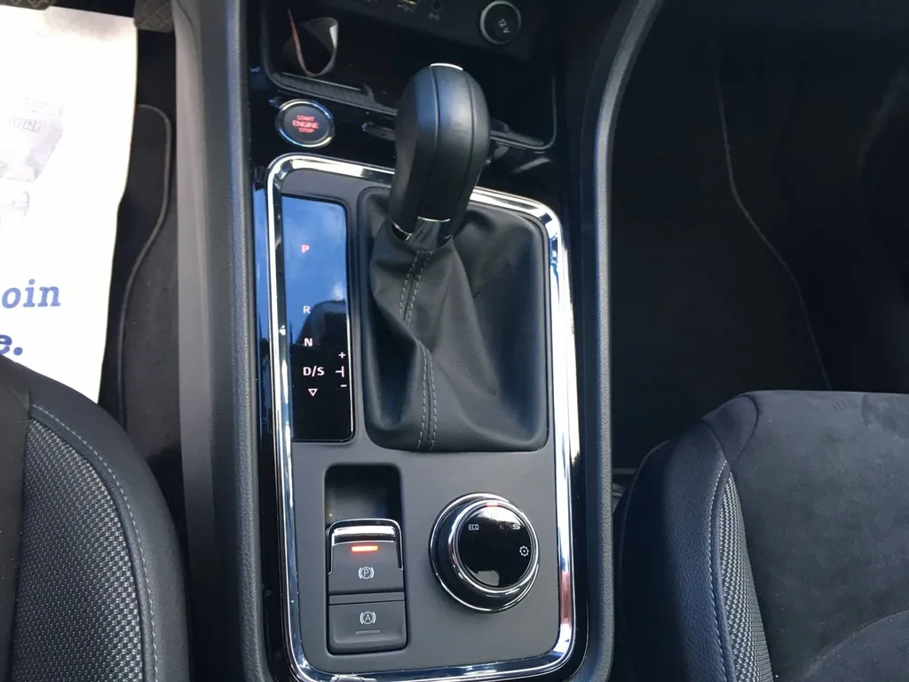 SKODA Karoq SEAT Ateca Volkswagen Tiguan en Location Longue durée à Bordeaux