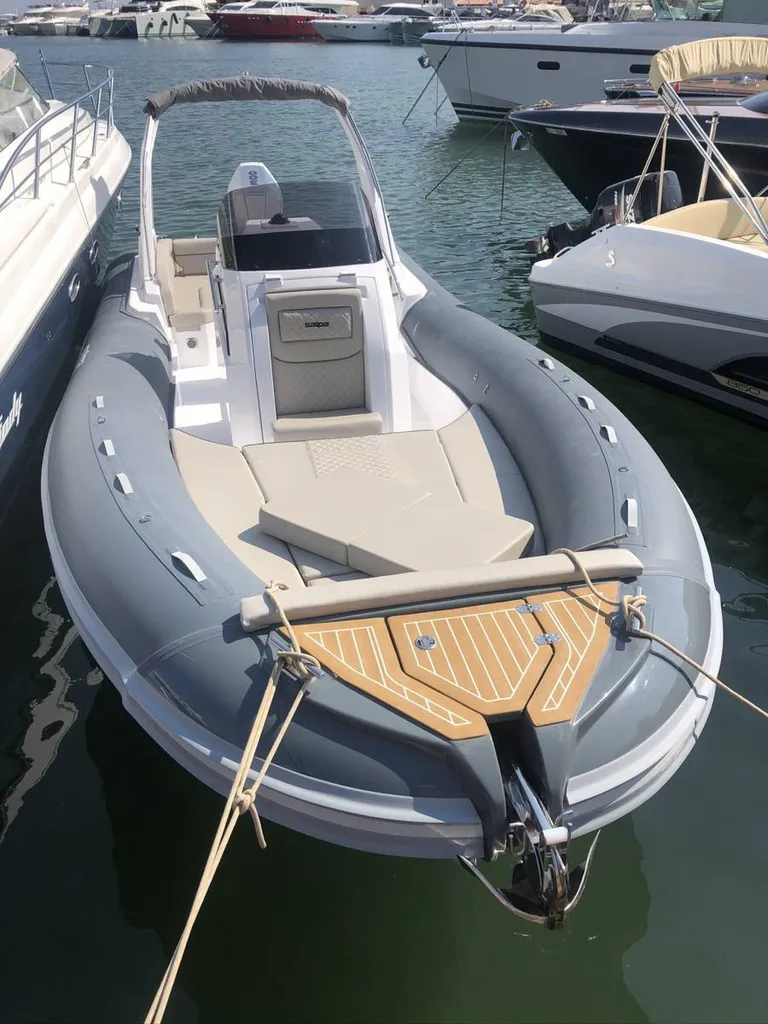 Acheter un semi-rigide Salpa Soleil 28 en Martinique